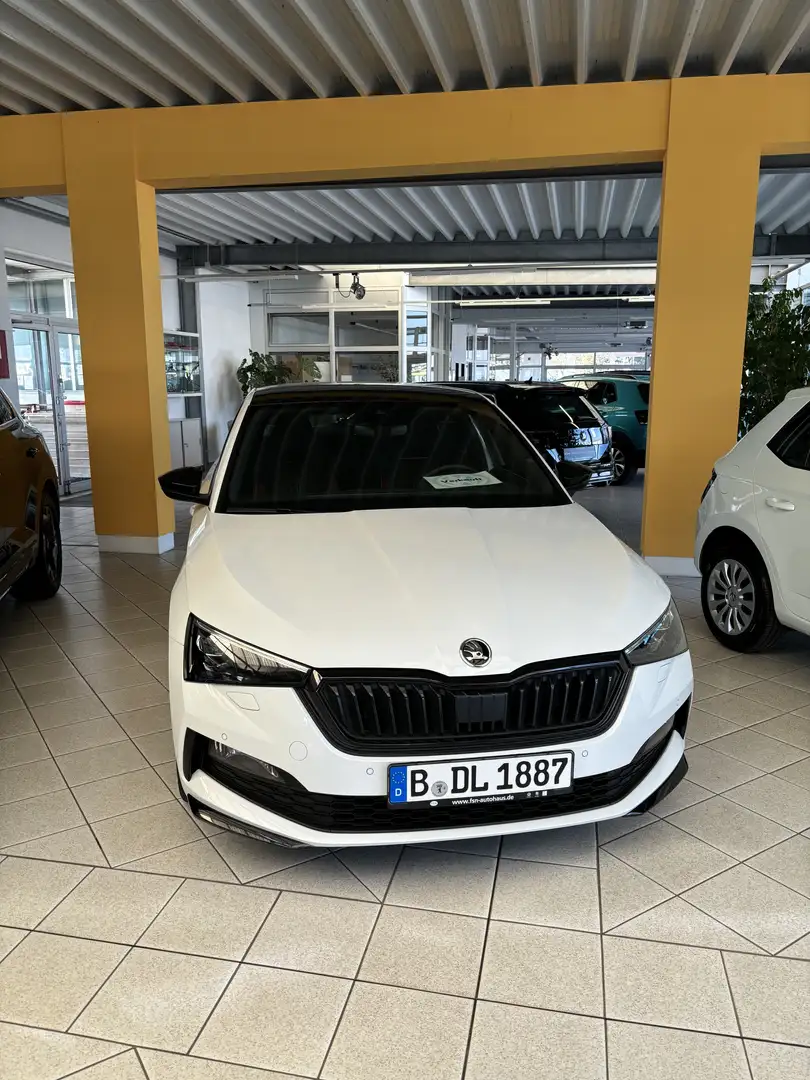 Skoda Scala Monte Carlo Weiß - 2
