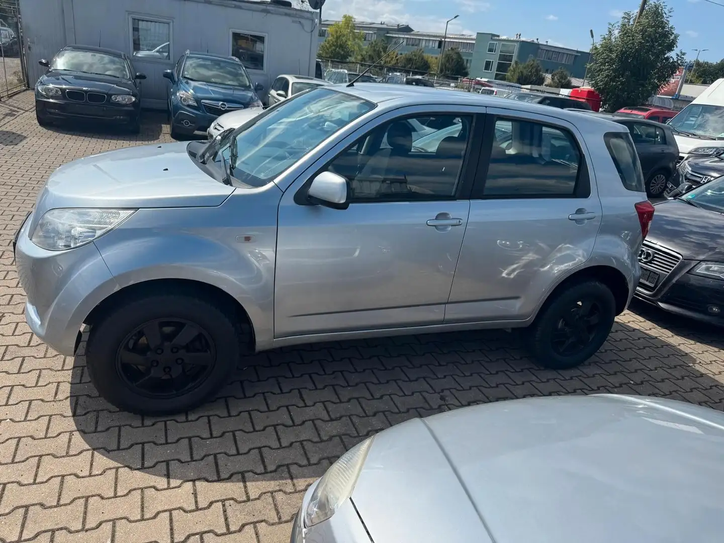Daihatsu Terios 1.5 Top 4WD,Klima, TÜV:2027 Silber - 2