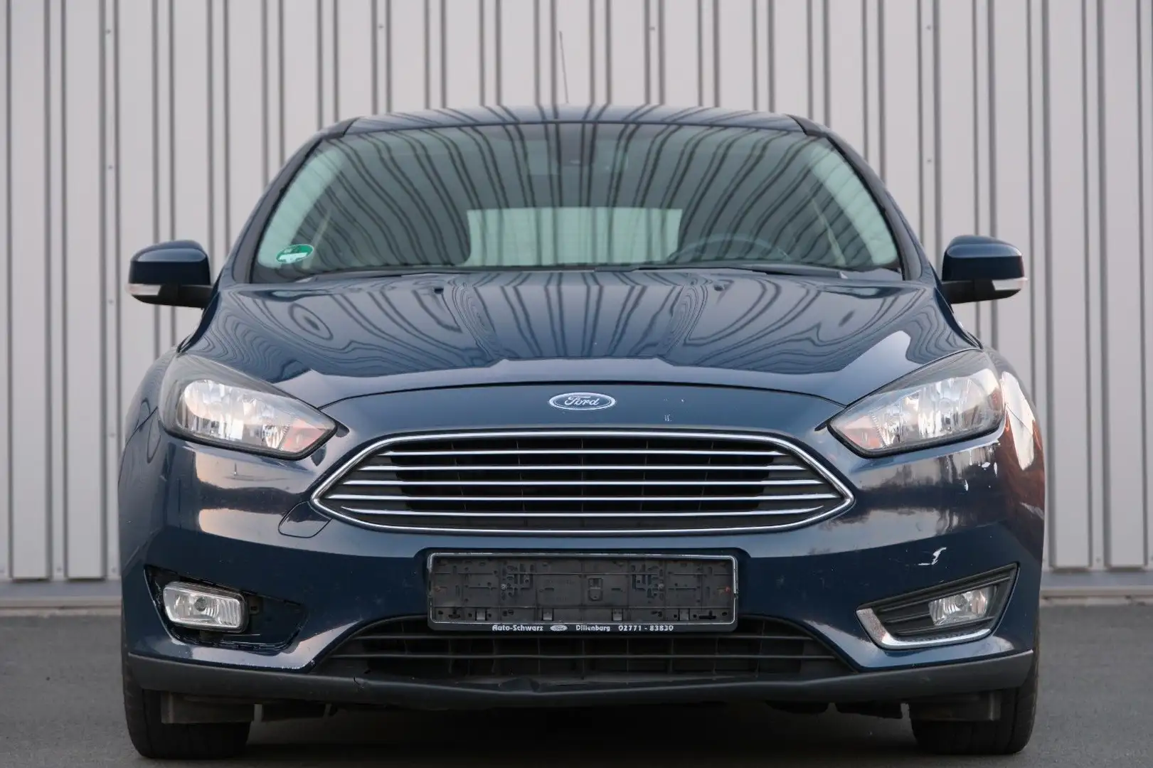 Ford Focus 1,5 TDCi Titanium/MwSt.AHK Blau - 2