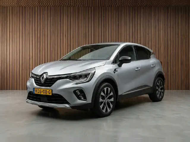 Renault Captur view 2