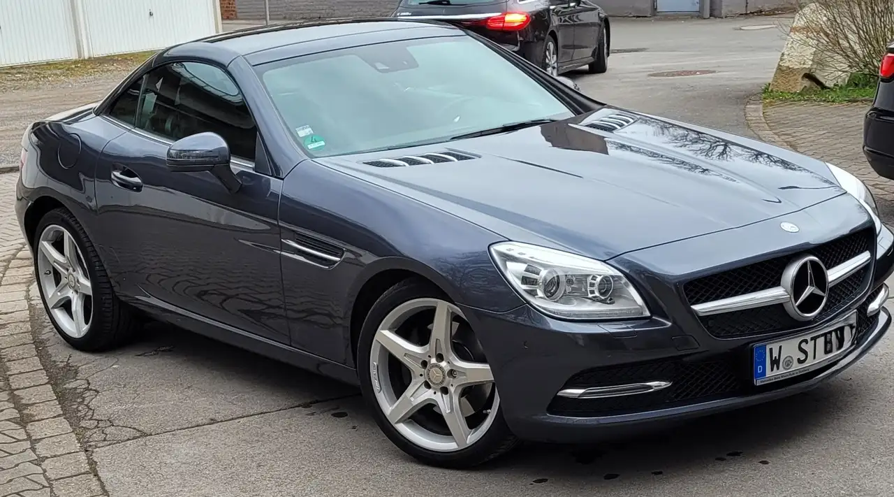 Mercedes-Benz SLK 250