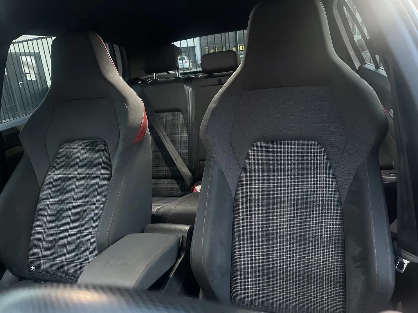 Volkswagen Golf GTI 2.0 TSI 245 BlueMotion Technology DSG7 Performance - 1