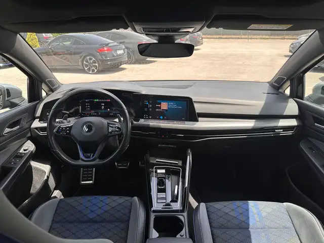 Volkswagen Golf view 8