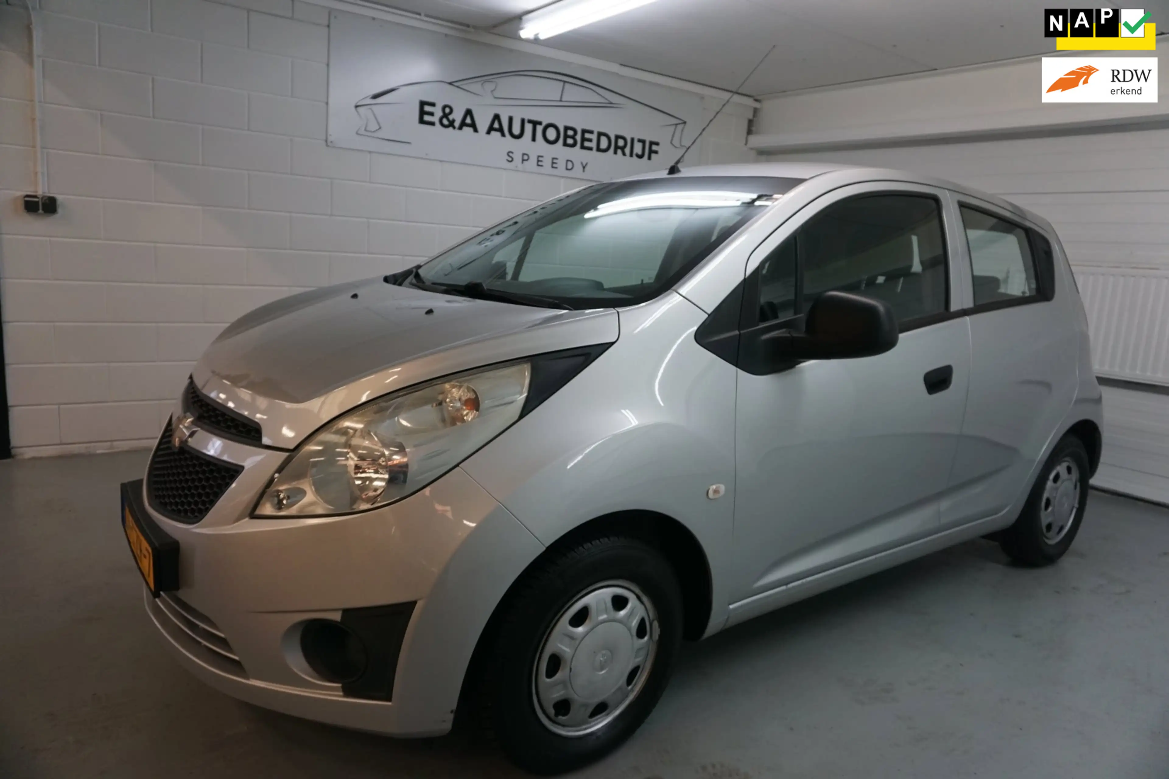 Chevrolet Spark 1.0 16V LS Bi-Fuel / AIRCO / NAP /MET NIEUWE APK