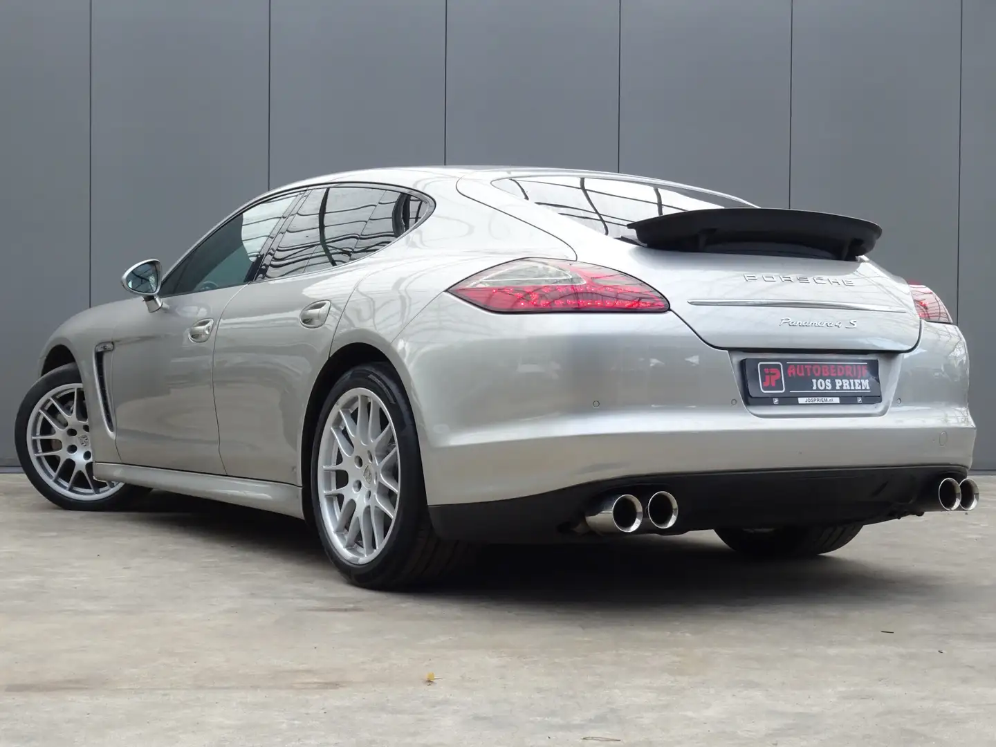 Porsche Panamera 4.8 4S * SPORTCHRONO * CARPLAY * YOUNGTIMER !! Gris - 2
