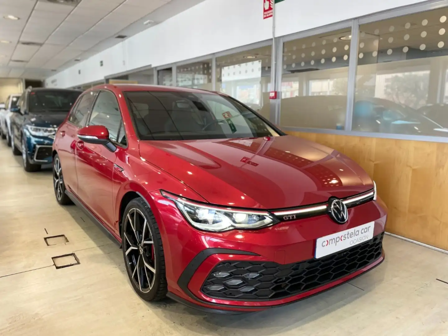 Volkswagen Golf GTI 2.0 TSI DSG 180kW Rojo - 2