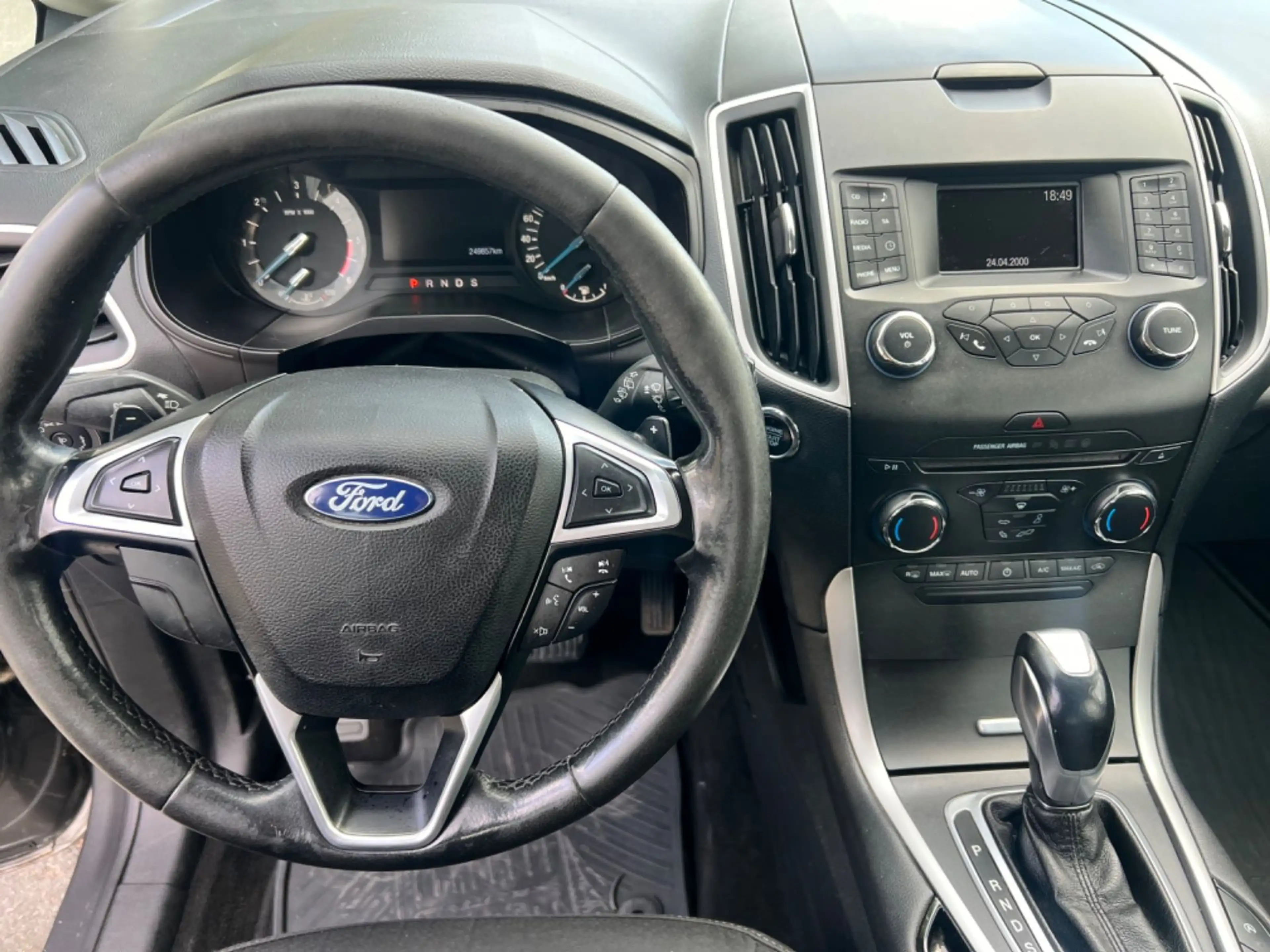 Ford Galaxy 2.0 TDCI Trend / 1. Hand — photo 7