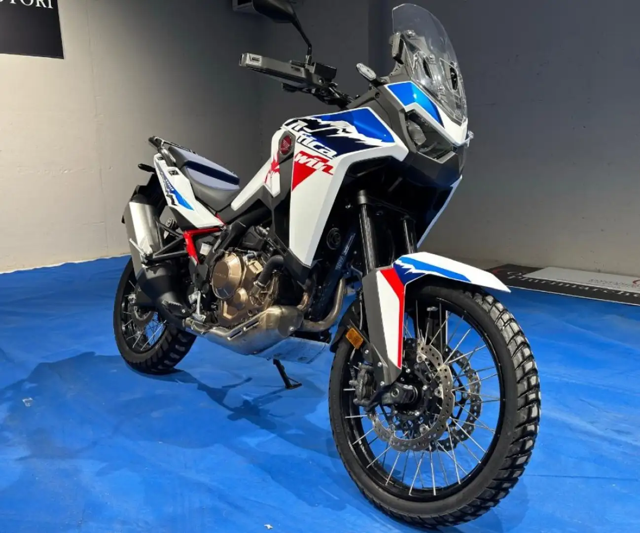 Honda Africa Twin CRF 1100 L L3 DCT 2024 Bianco - 1