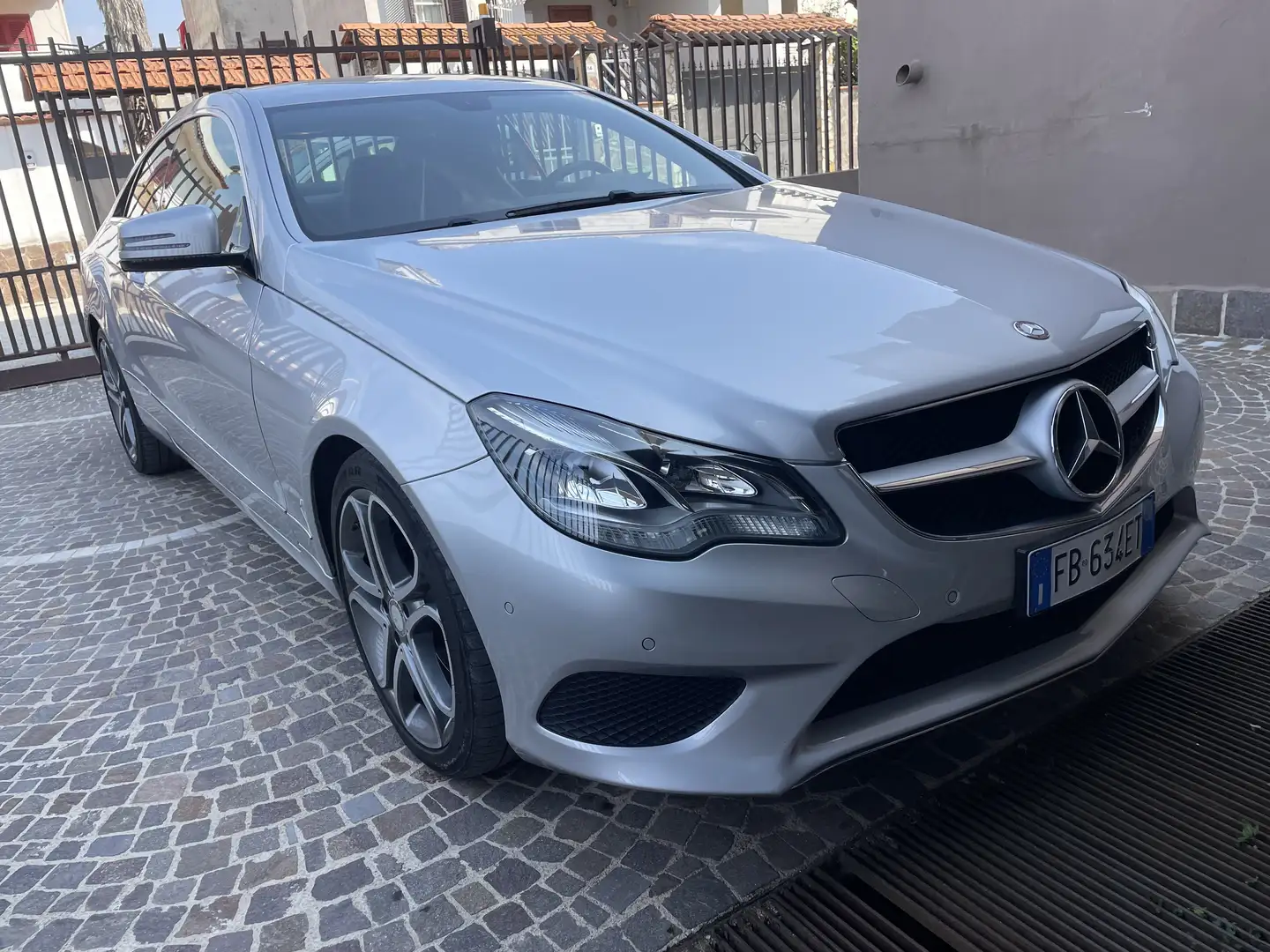 Mercedes-Benz E 220 automatico - 2