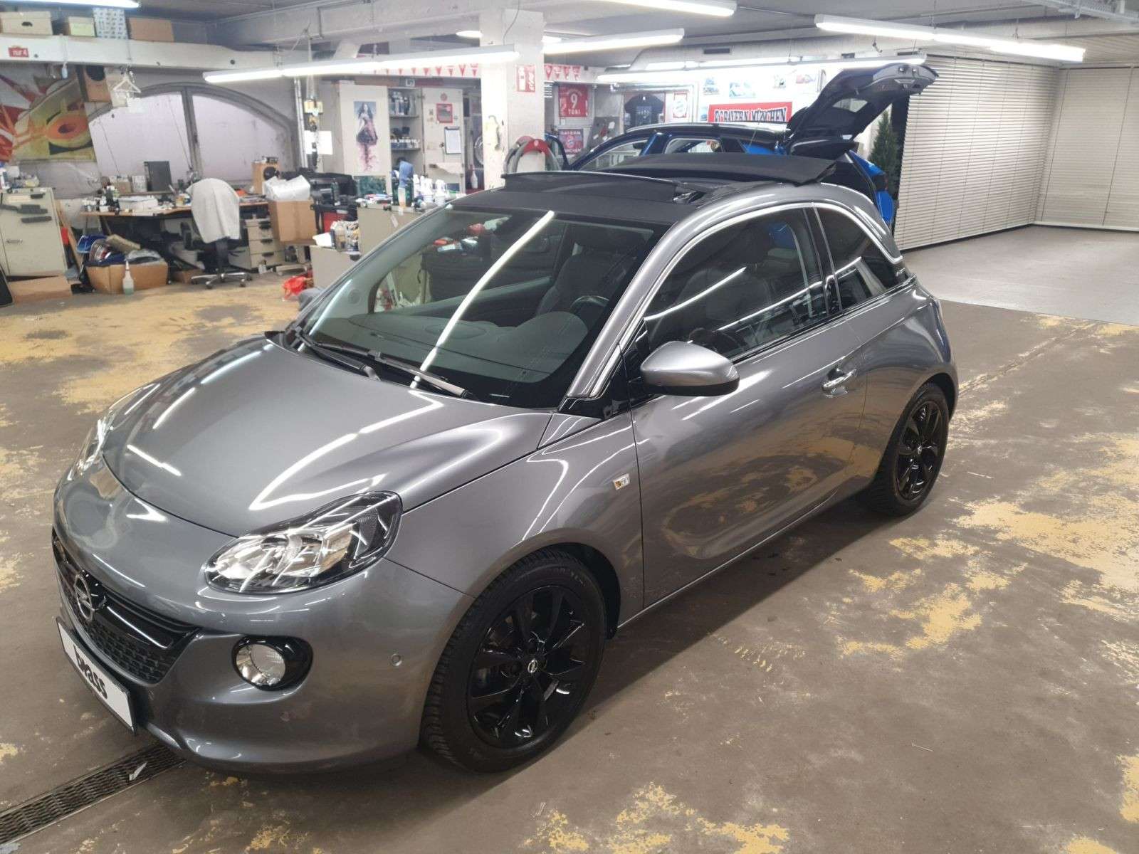 Opel Adam