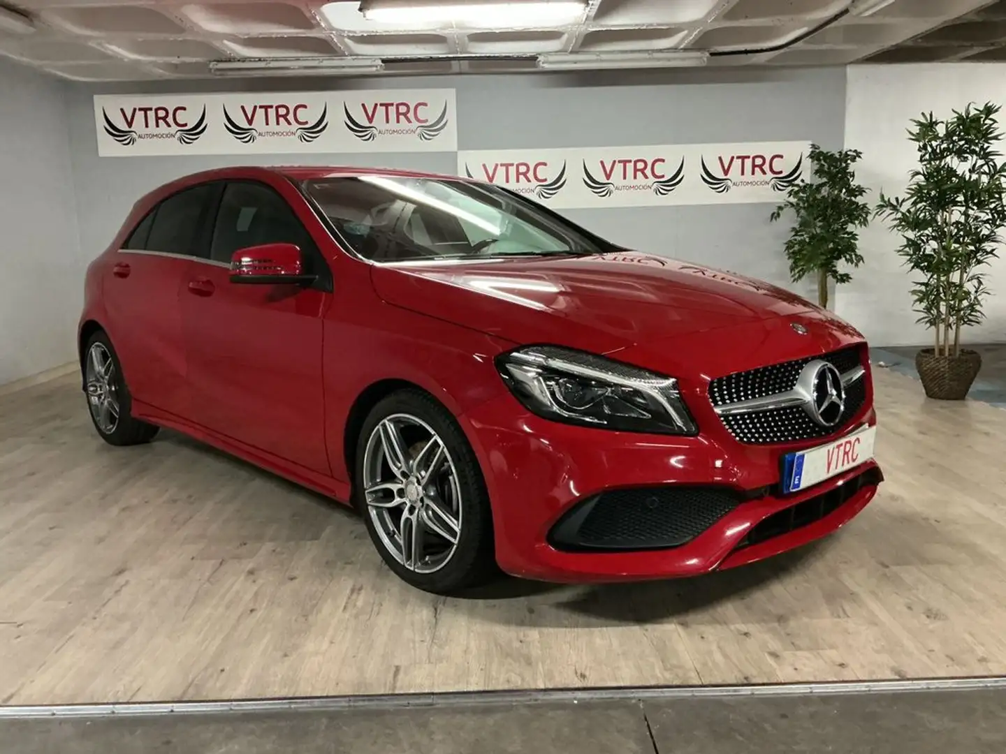Mercedes-Benz A 200 200CDI Rojo - 1