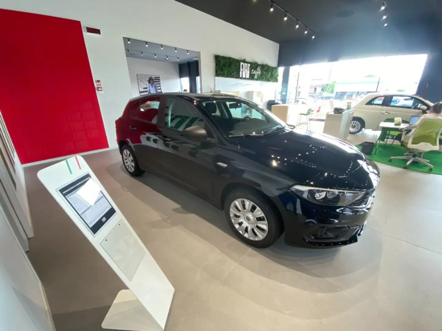 Fiat Tipo 5 Porte 1.5 T4 Hybrid Nero - 1