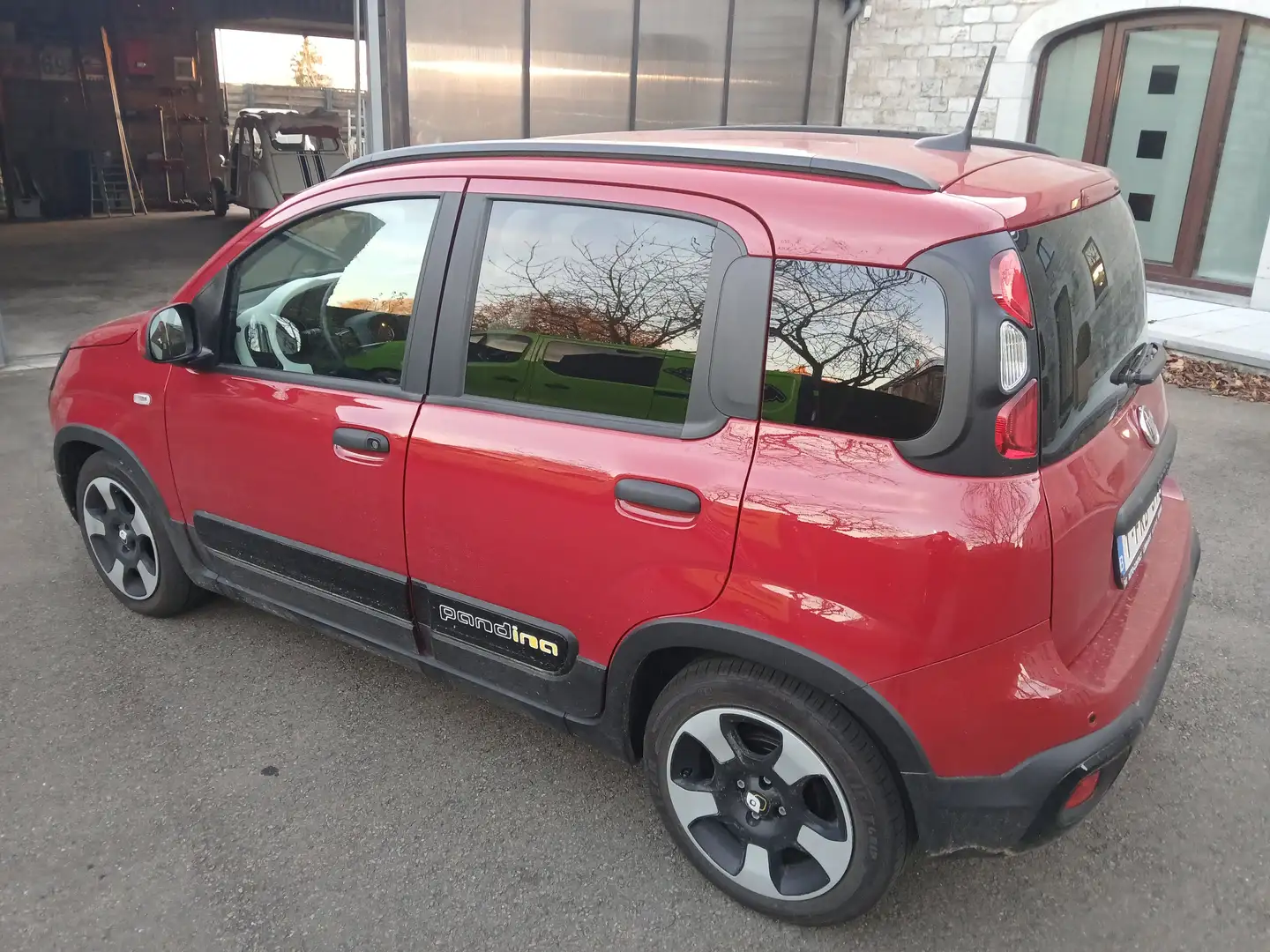 Fiat New Panda Panda Cross 1.0i MHEV City Cross 5pl. Rood - 1