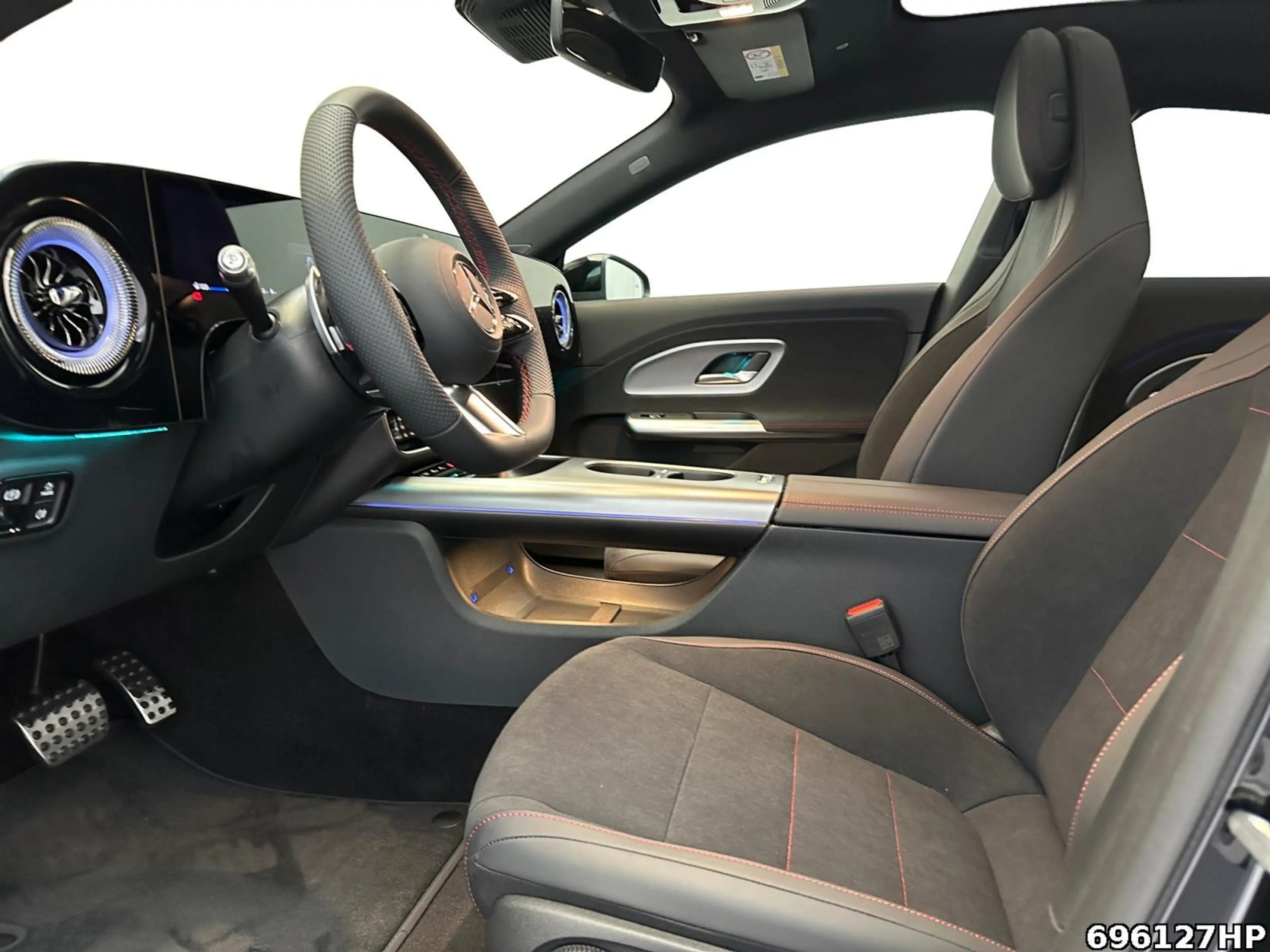 Mercedes-Benz CLA 200 +AMG-LINE+NIGHT+ADVANCE-PLUS+MULTIBEAM+ — photo 8