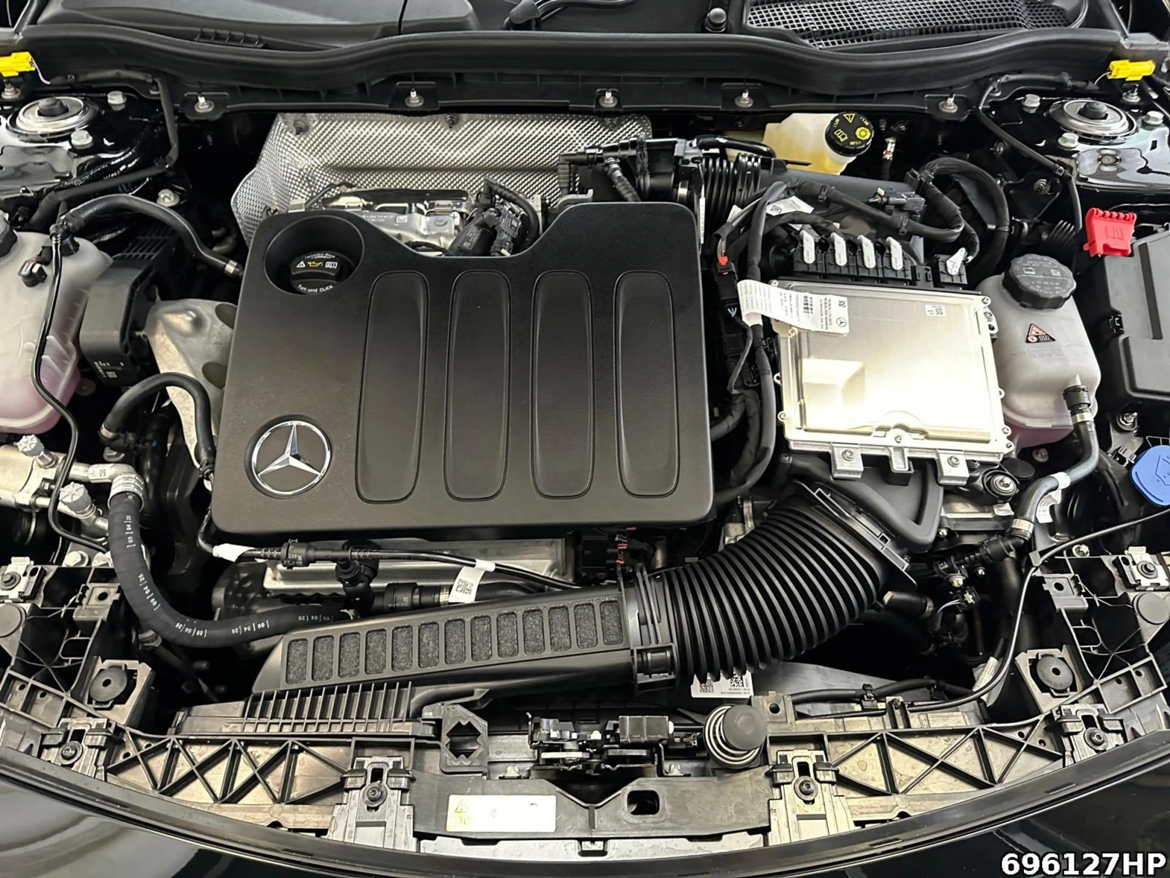 Mercedes-Benz CLA 200 +AMG-LINE+NIGHT+ADVANCE-PLUS+MULTIBEAM+ — photo 7