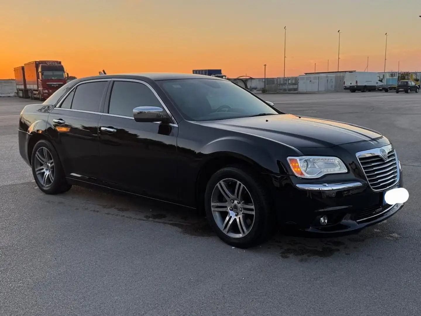 Lancia Thema Thema 2011 3.0 V6 mjt II Platinum 190cv auto Negro - 1