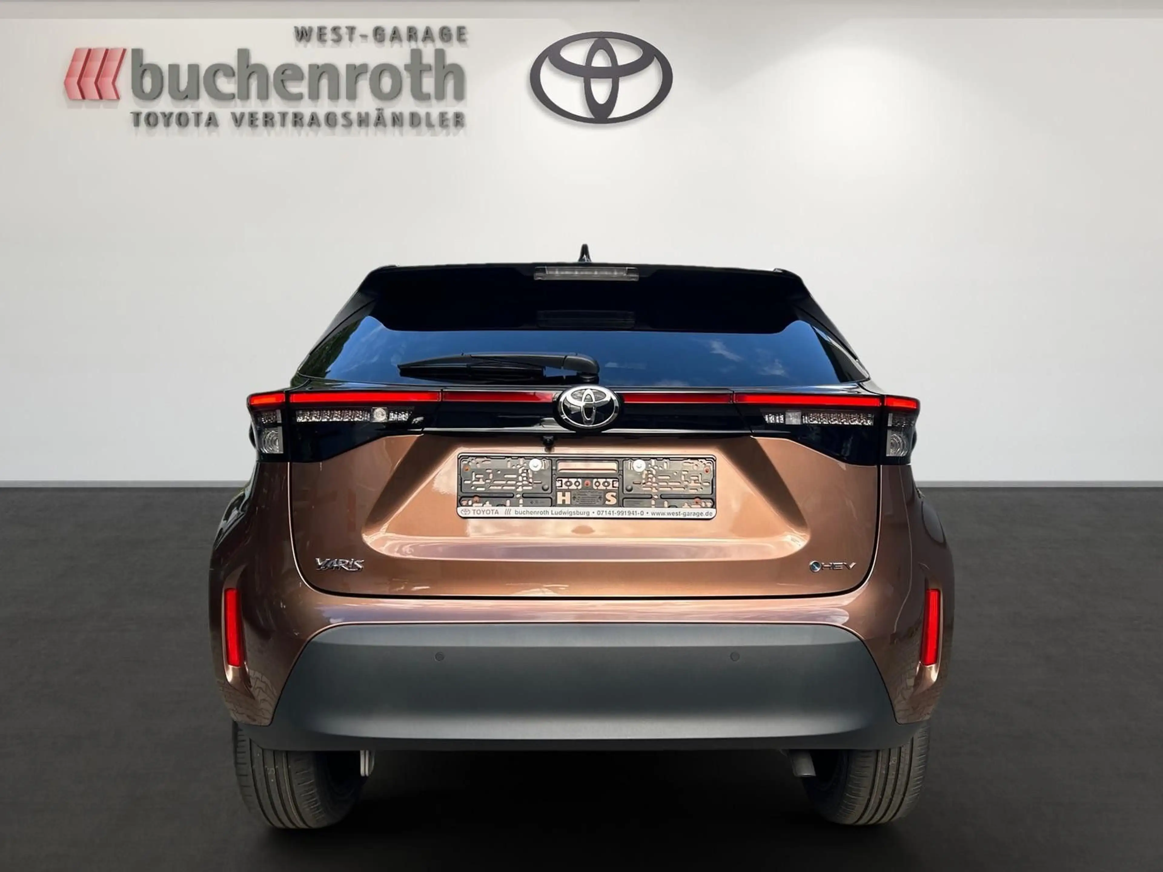 Toyota Yaris Cross Hybrid FWD Lounge +Premium Pak. — photo 6
