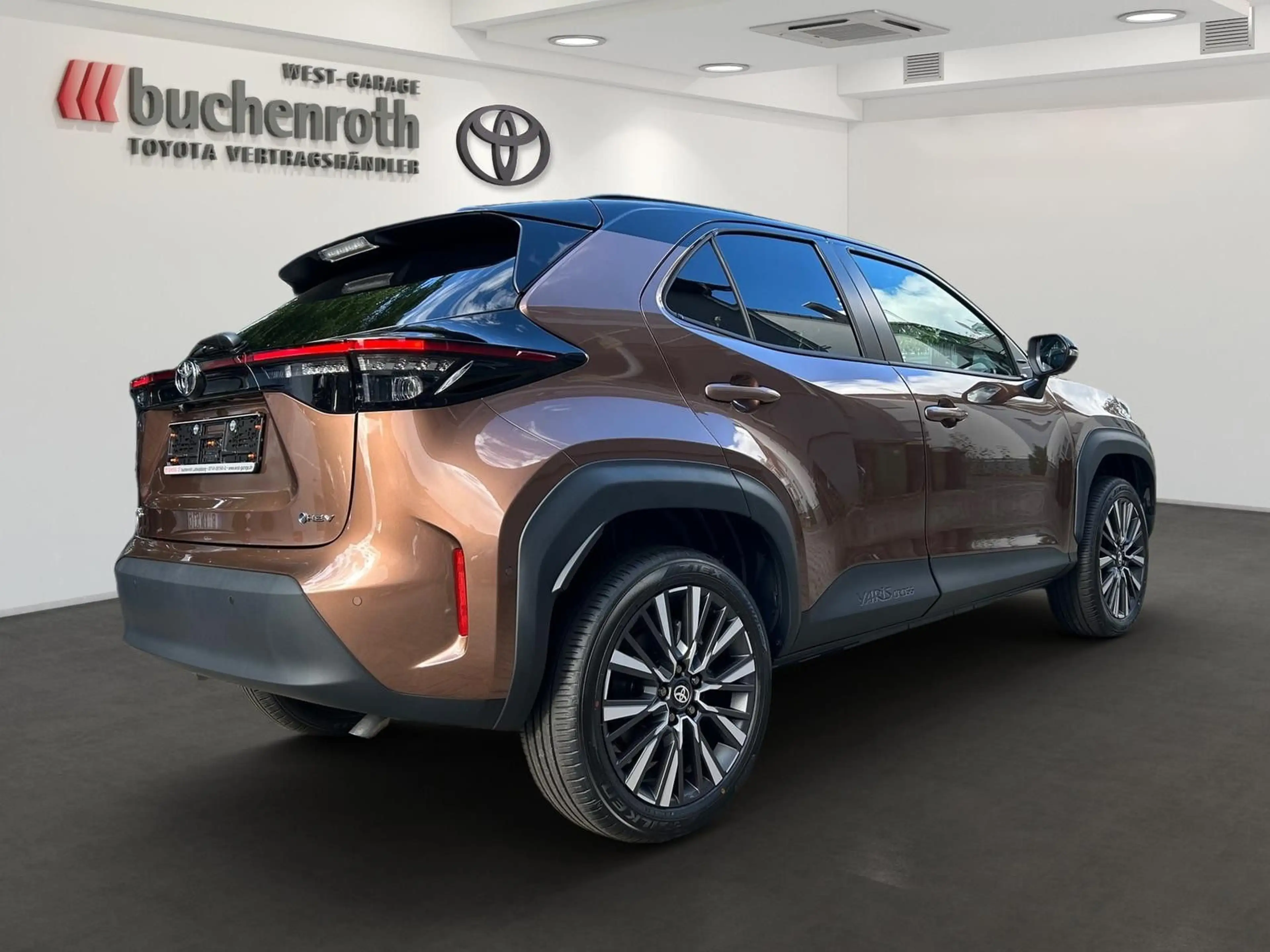 Toyota Yaris Cross Hybrid FWD Lounge +Premium Pak. — photo 5