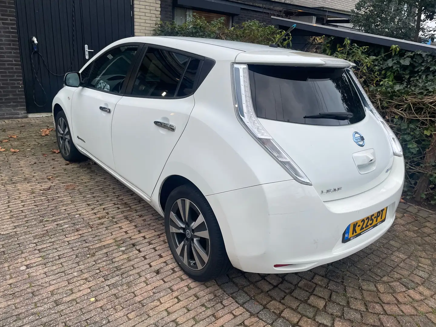 Nissan Leaf Tekna 24 kWh Білий - 2