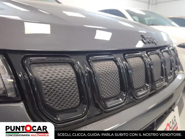 Jeep Compass view 11