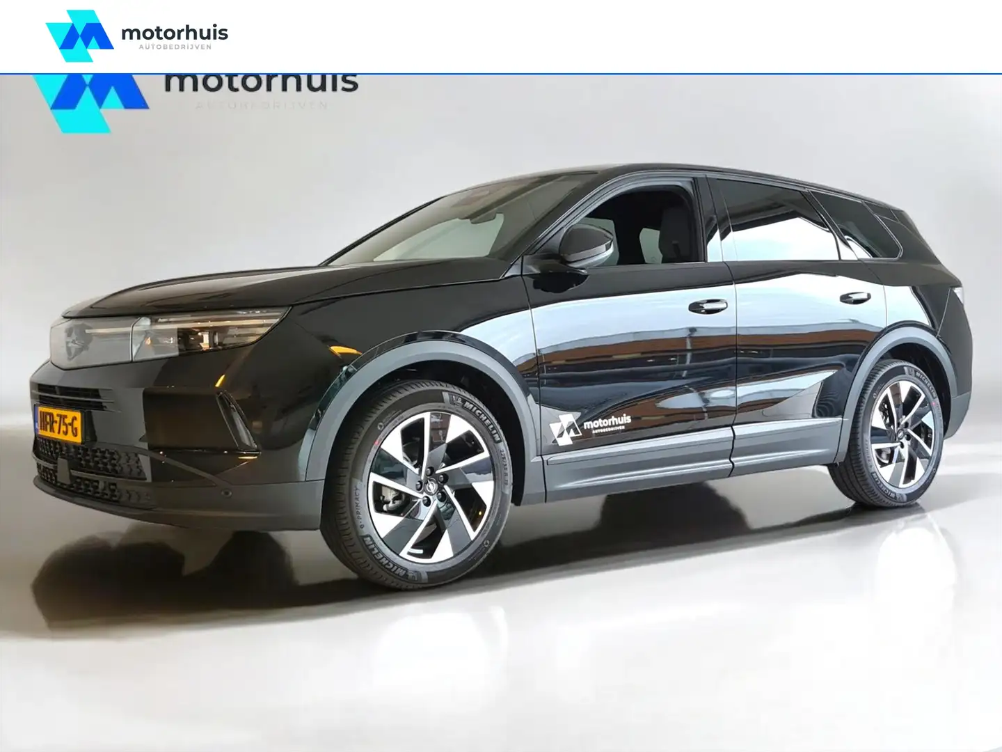 Opel Grandland New 1.2 Turbo Hybrid eDCT 6-Trapsautomaat HD LED C Zwart - 1