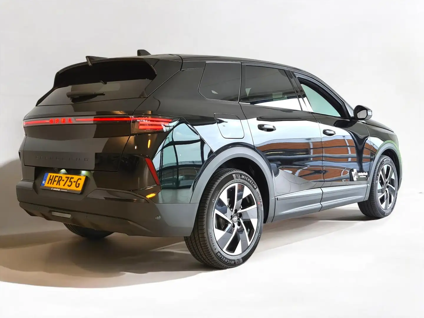 Opel Grandland New 1.2 Turbo Hybrid eDCT 6-Trapsautomaat HD LED C Zwart - 2