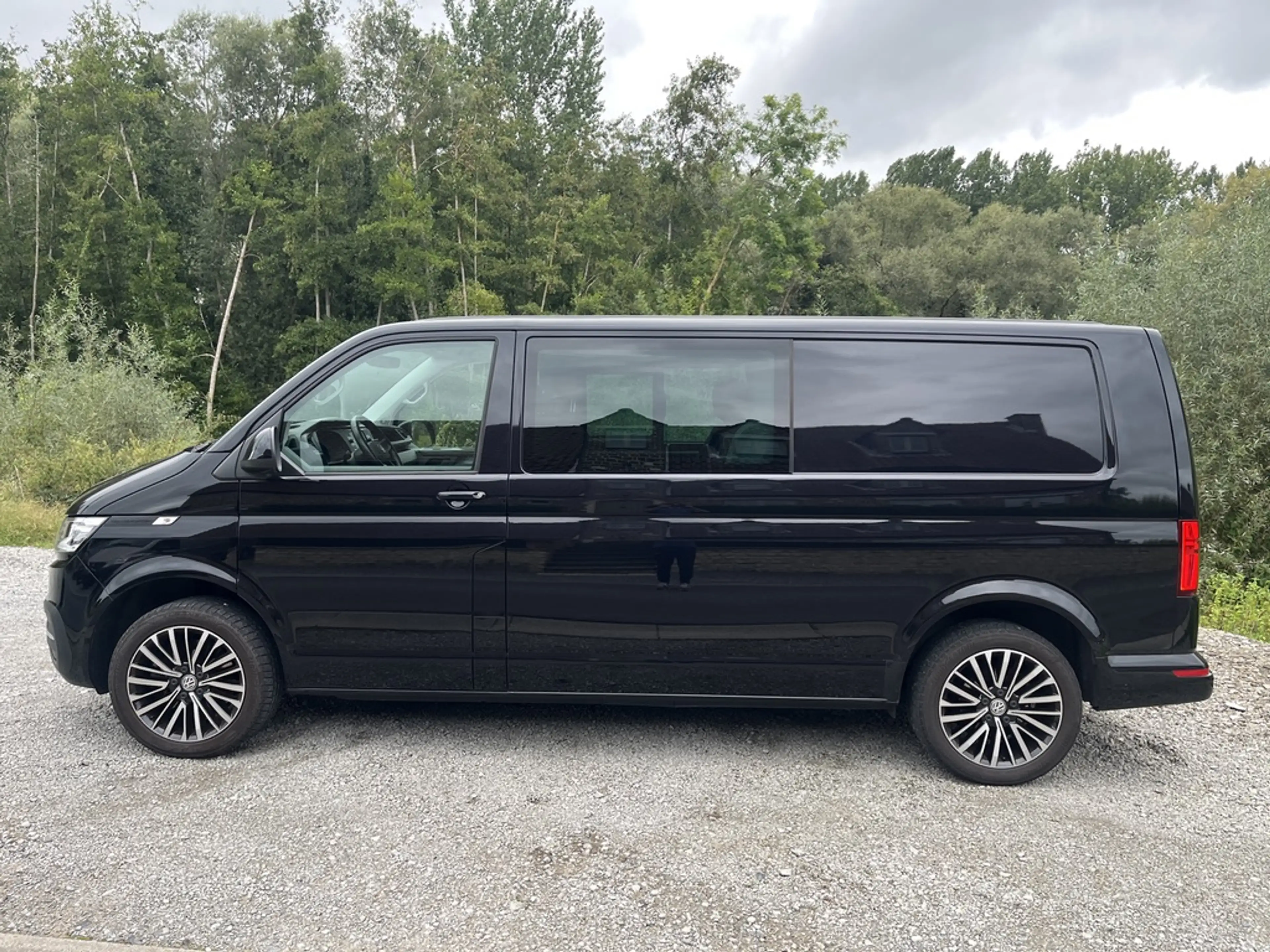Volkswagen T6.1 Transporter DSG 204PK 2023 5 ZITPLAATSEN L2 slechts 64.509 KM in TOPSTAAT ! — photo 4