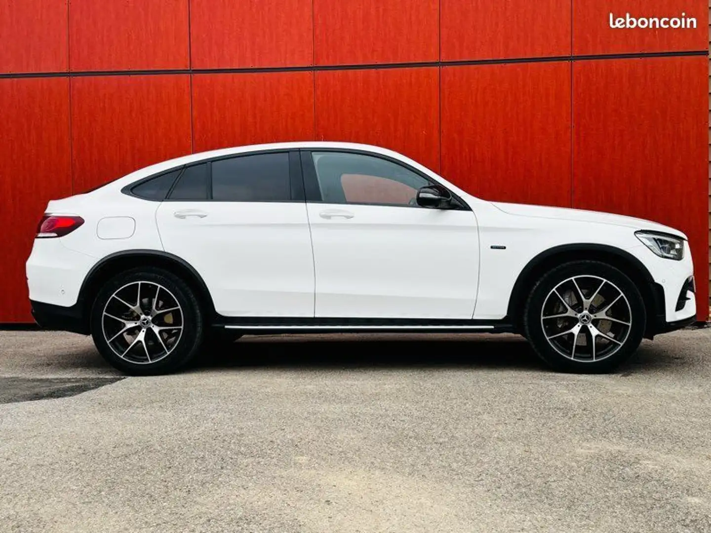 Mercedes-Benz GLC 300 MERCEDES Phase 2 2.0 300e 4Matic AMG Line 9G-Troni Blanc - 2