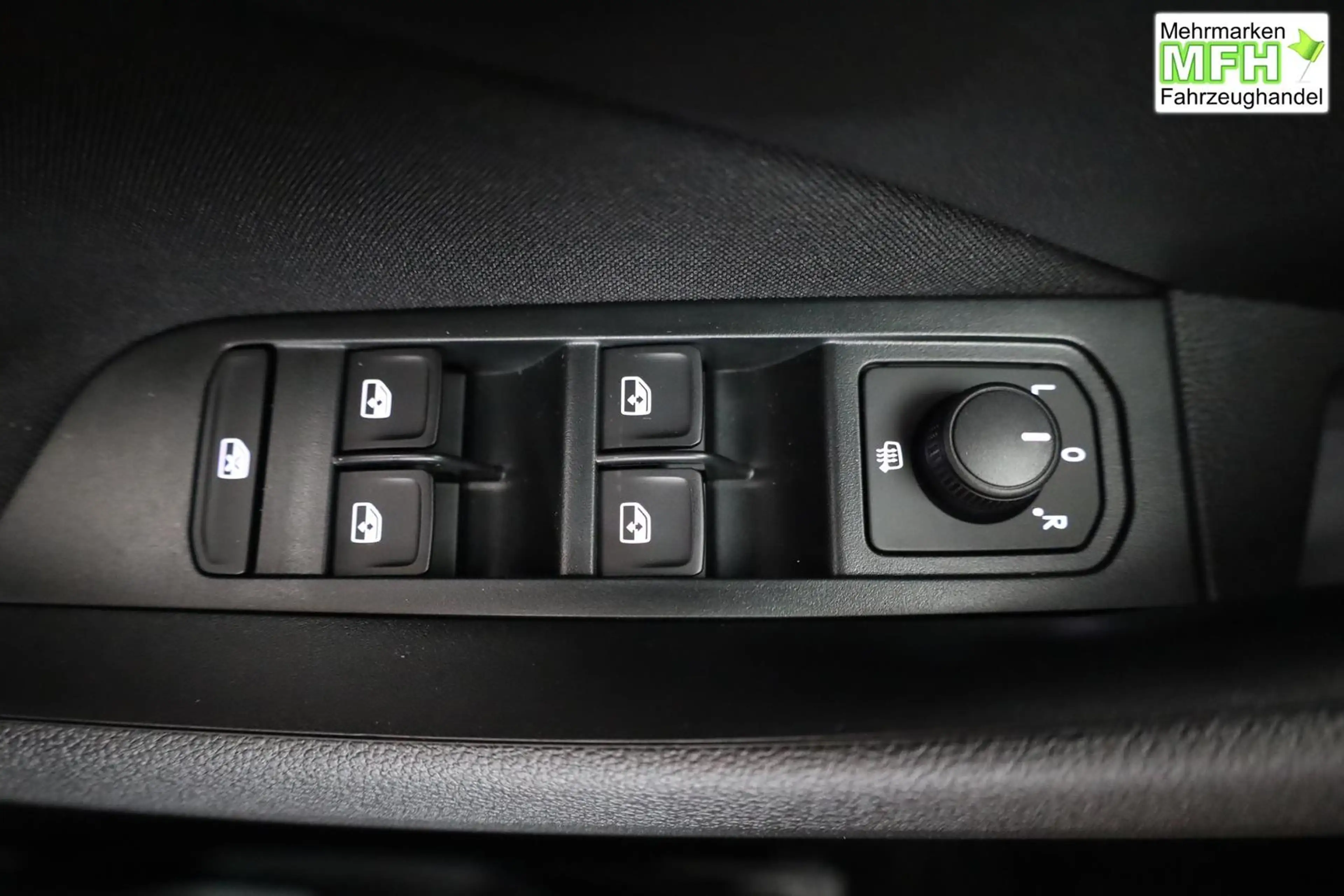 Skoda Kamiq Selection 1.5 TSI DSG Selection, AHK, LED, Kame... — photo 7