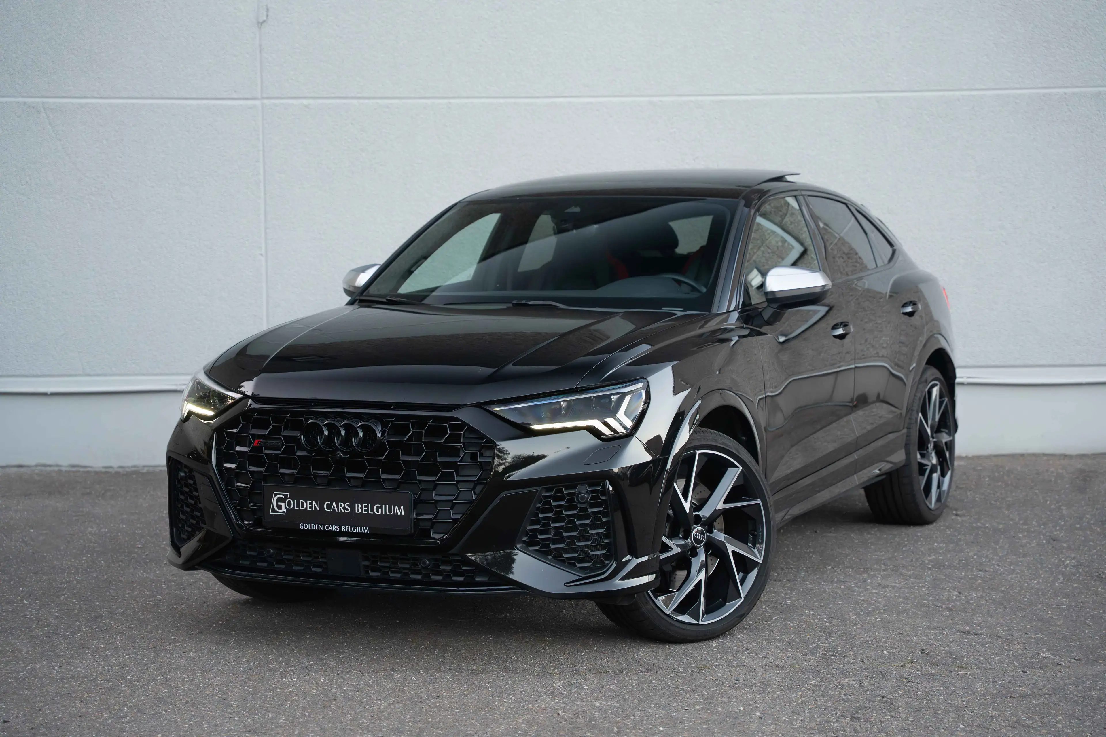 Audi RS Q3 Sportback 2.5 TFSI PANO/MATRIX/KUIPZETELS/ACC/SONOS/360° — photo 4