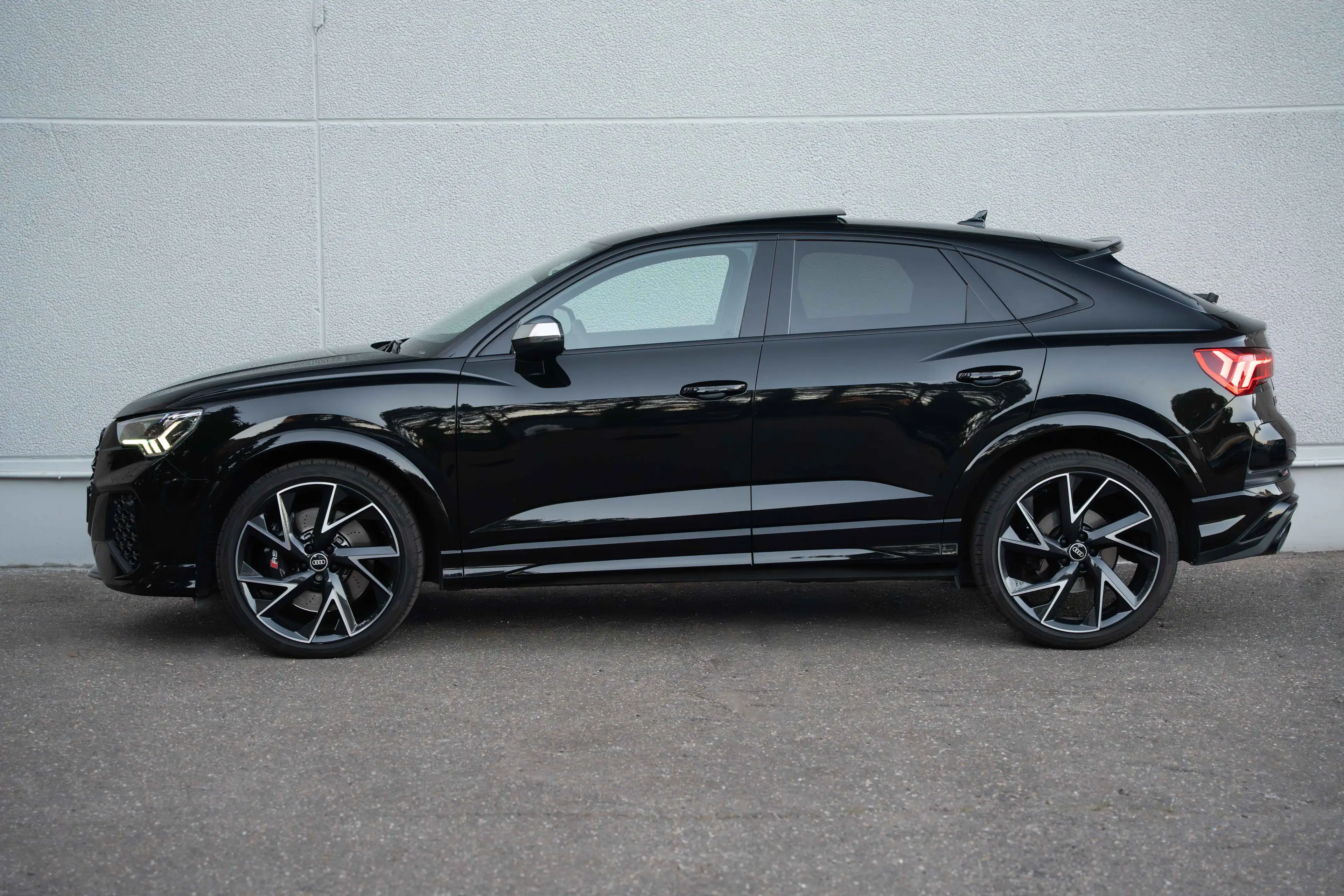 Audi RS Q3 Sportback 2.5 TFSI PANO/MATRIX/KUIPZETELS/ACC/SONOS/360° — photo 5