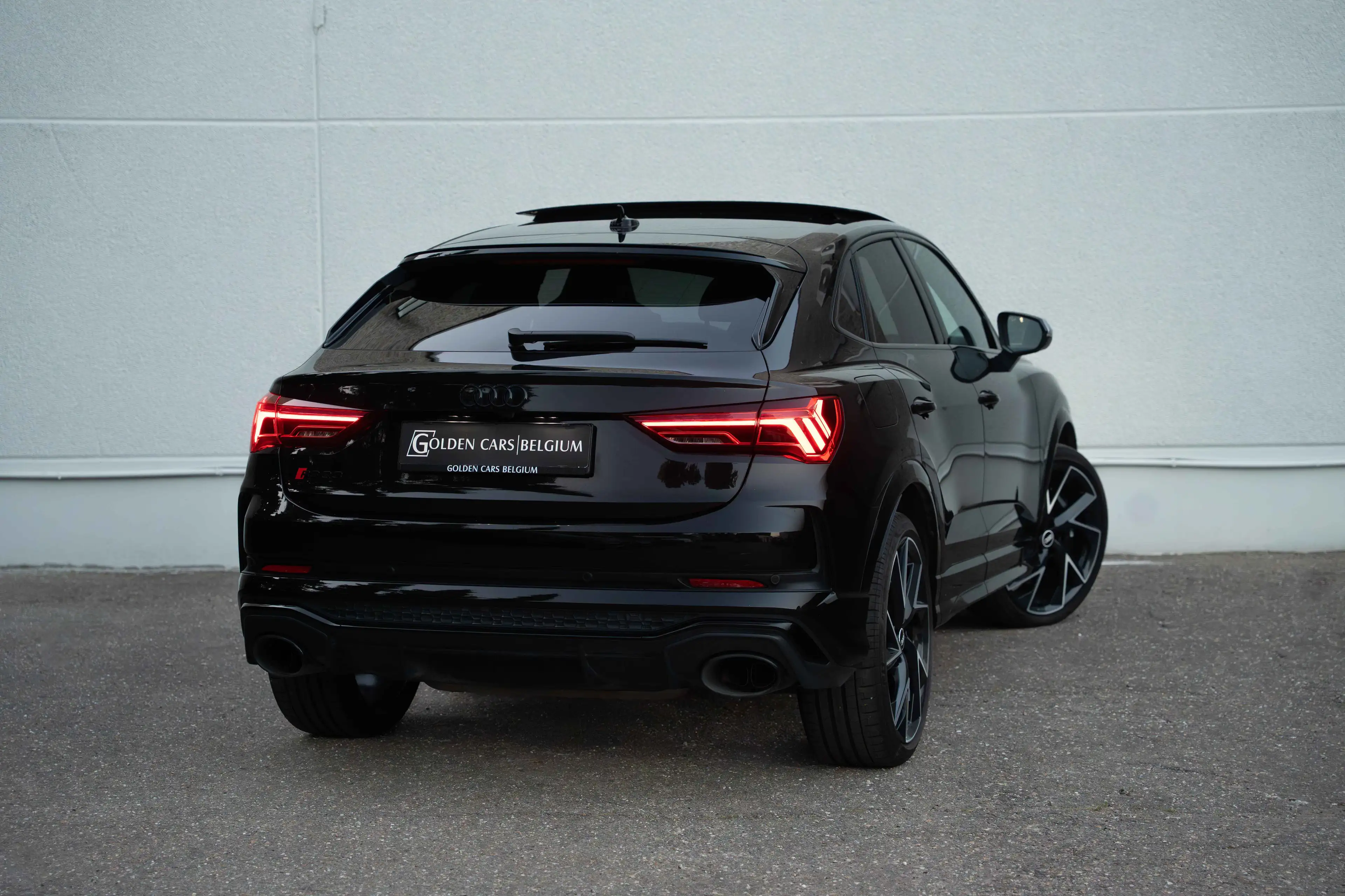 Audi RS Q3 Sportback 2.5 TFSI PANO/MATRIX/KUIPZETELS/ACC/SONOS/360° — photo 8