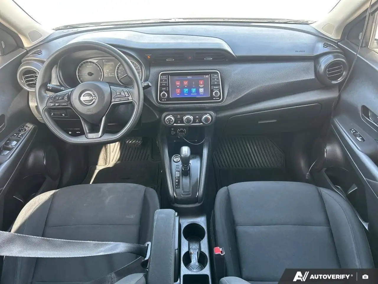 Nissan Kicks снимка Nissan Kicks