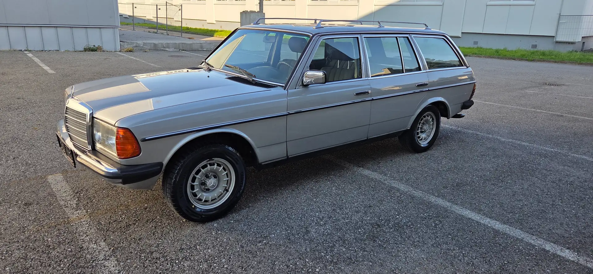Mercedes-Benz 300 300 T Turbodiesel Automatik Kombi Silber - 2
