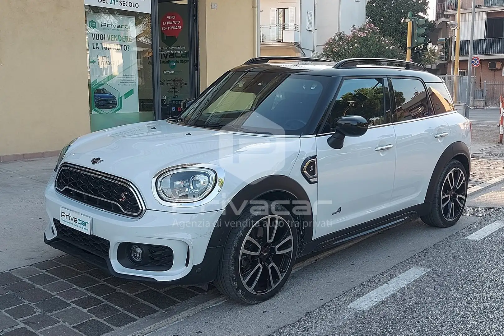 MINI Cooper SD Countryman Mini 2.0 Cooper SD Hype Countryman ALL4 Automatica Blanc - 1