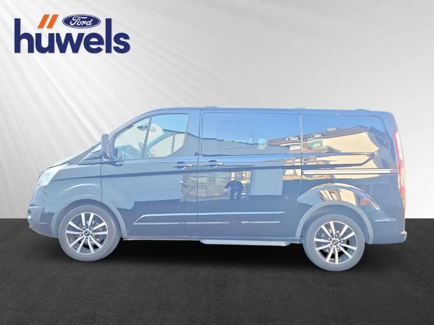 Ford Tourneo Custom Kombi 310 L1 Titanium GJR, AHK, Standheizung, uvm Noir - 2