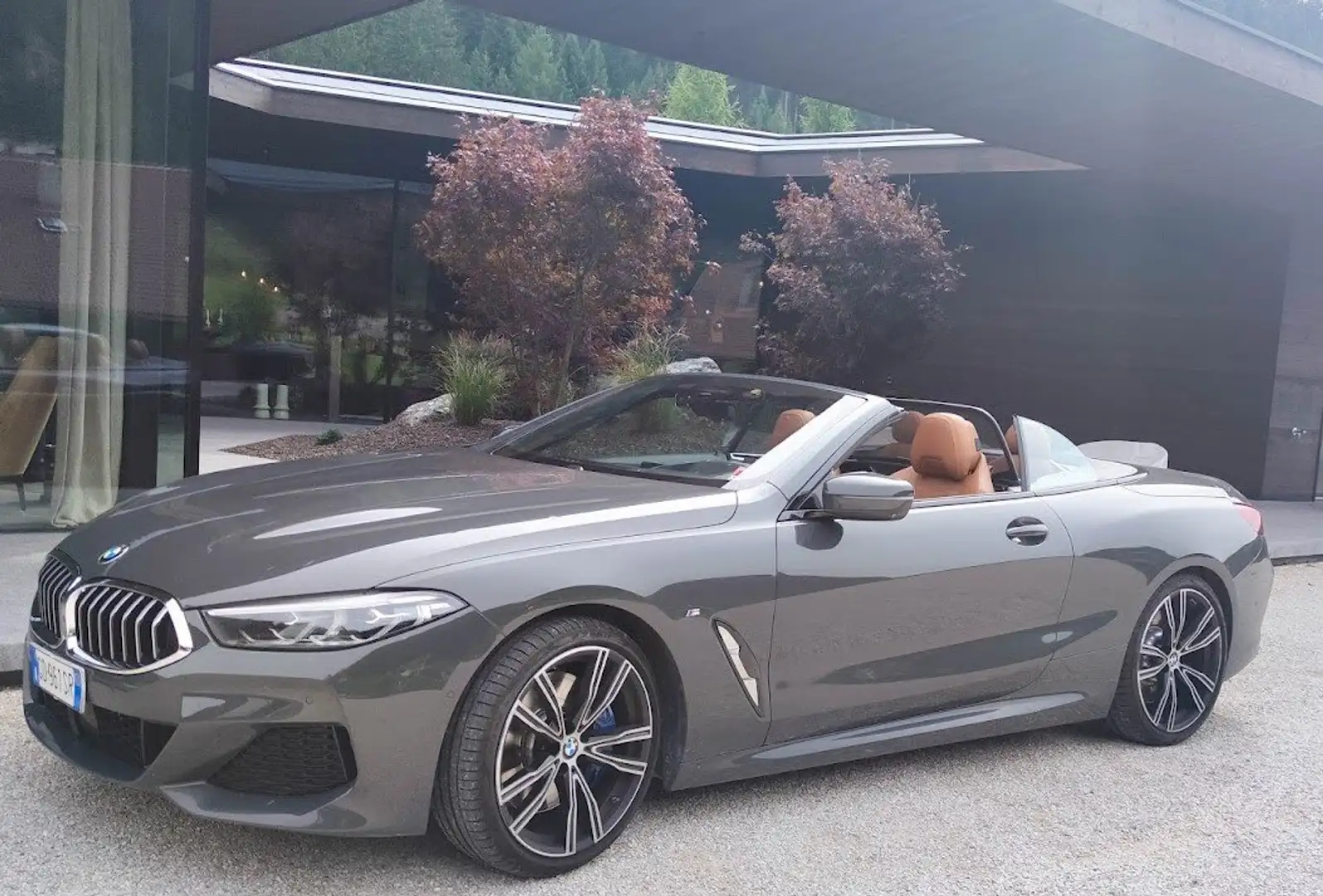 BMW 840 840d xDrive Cabrio Grau - 1
