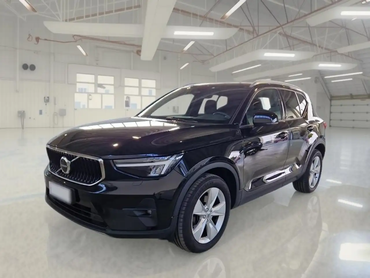 Volvo XC40 B4 AWD AUTOMATICO CORE SUV — photo 1 of 11