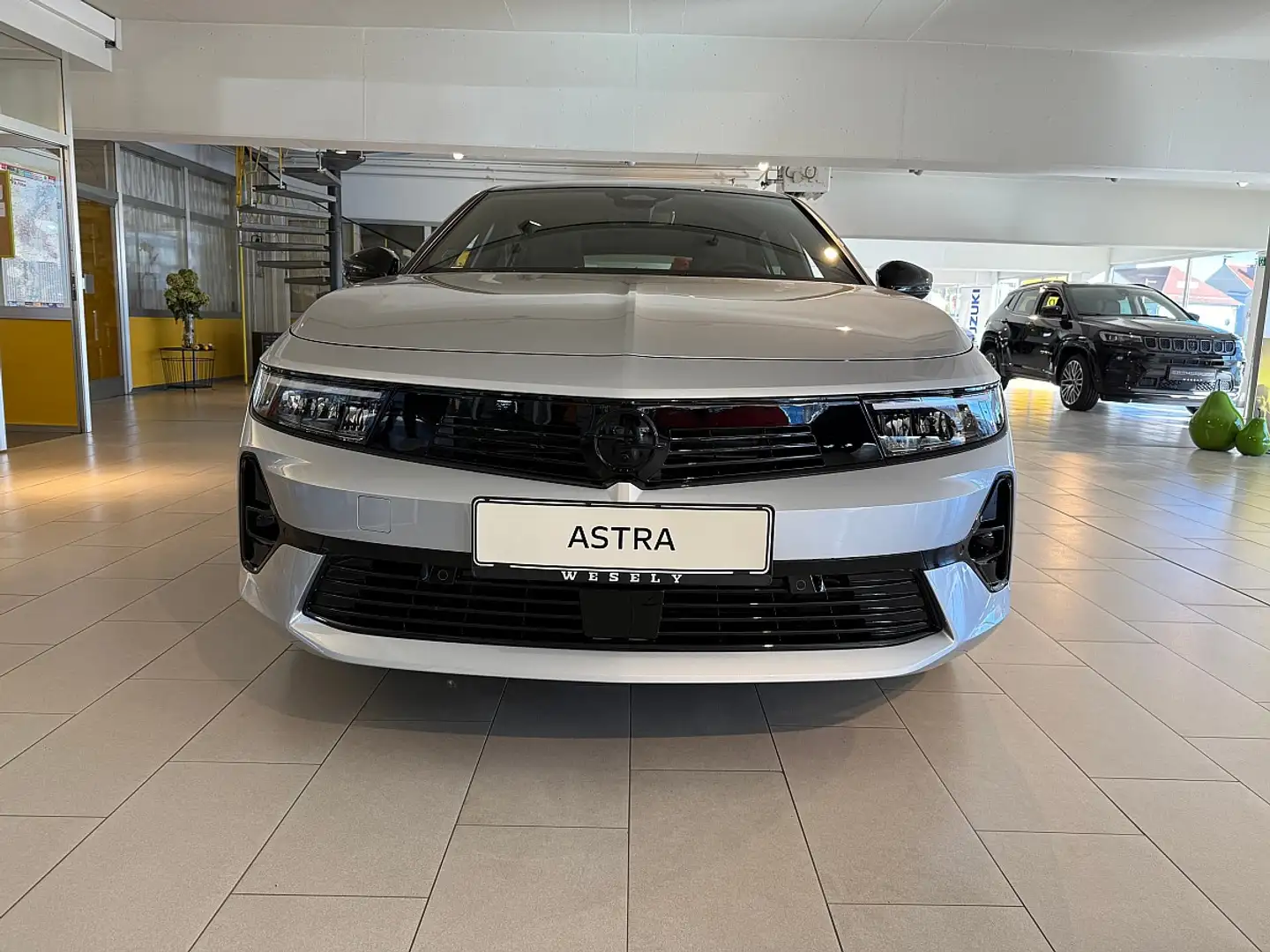 Opel Astra ST 1,2 Turbo GS Silber - 2