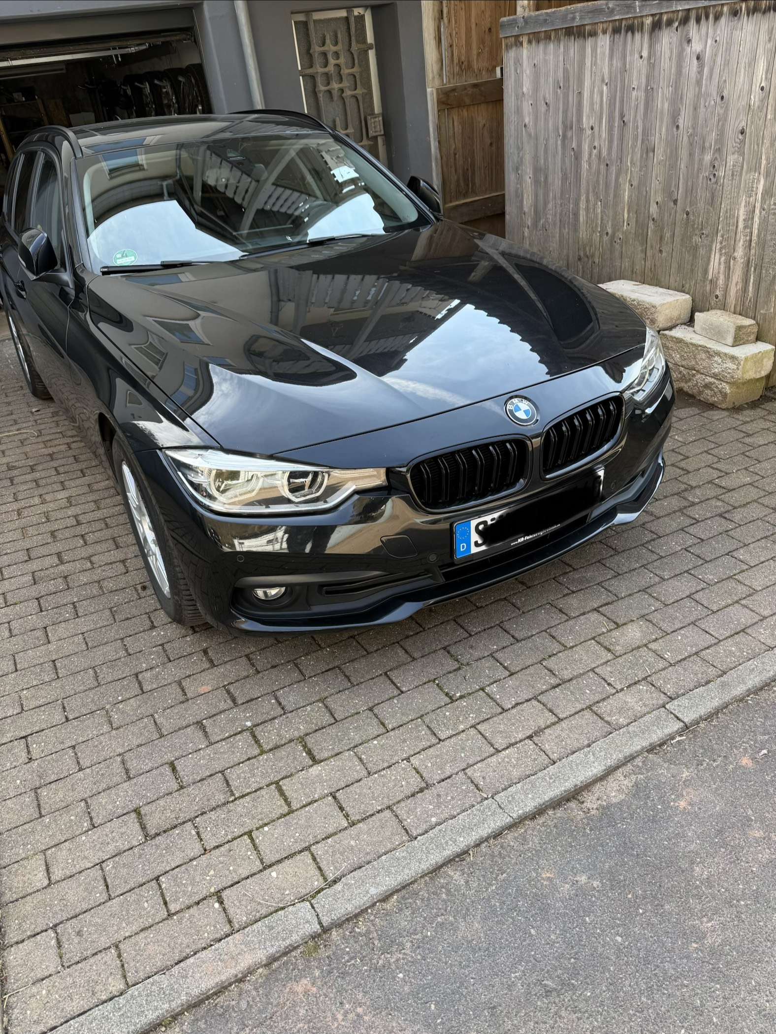 Second hand Bmw 3 Series 320
