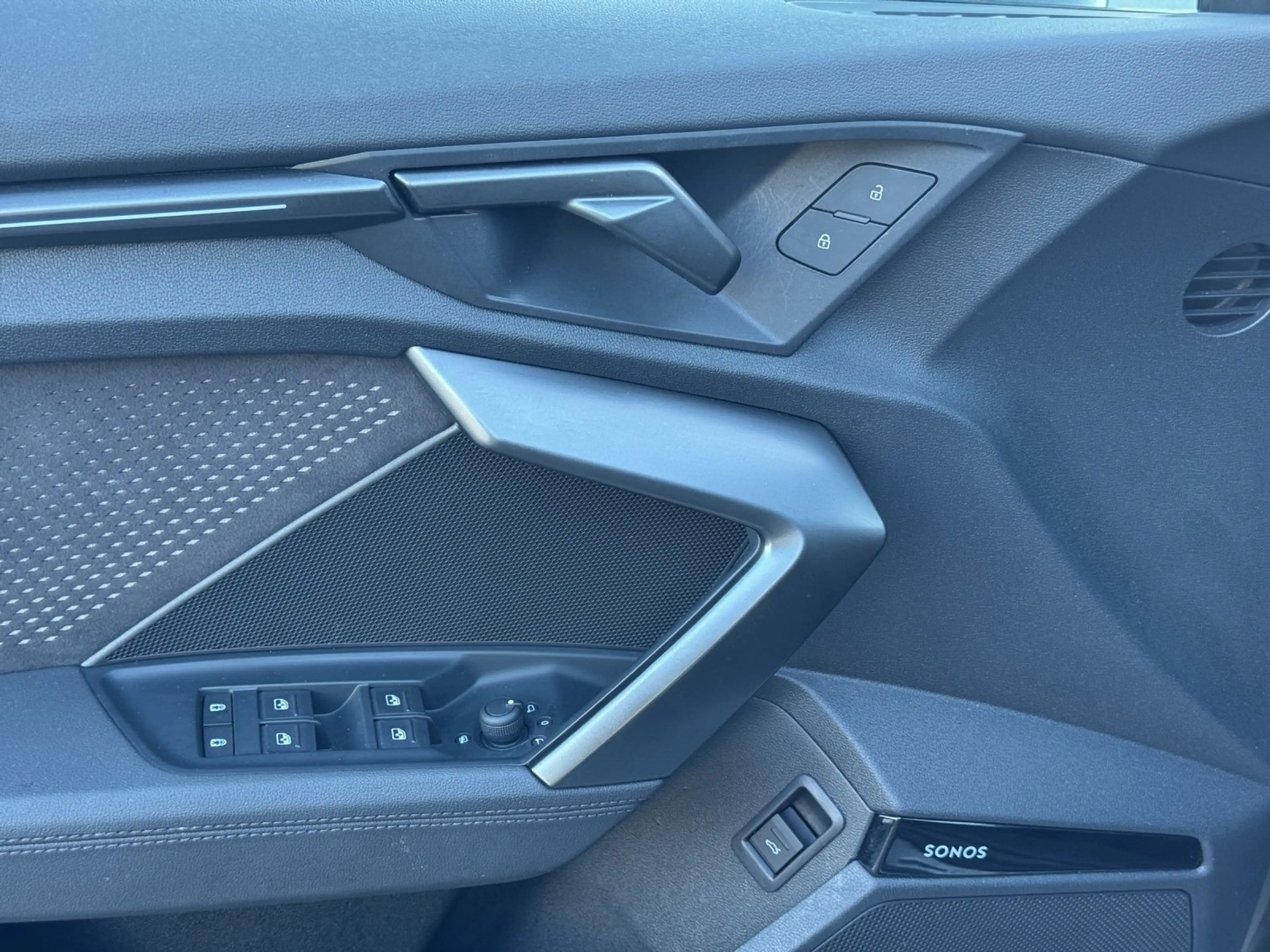 Audi RS3 RS3 LIMO TFSI Q RS-SCHALENSITZE 280kmH PANO — photo 8