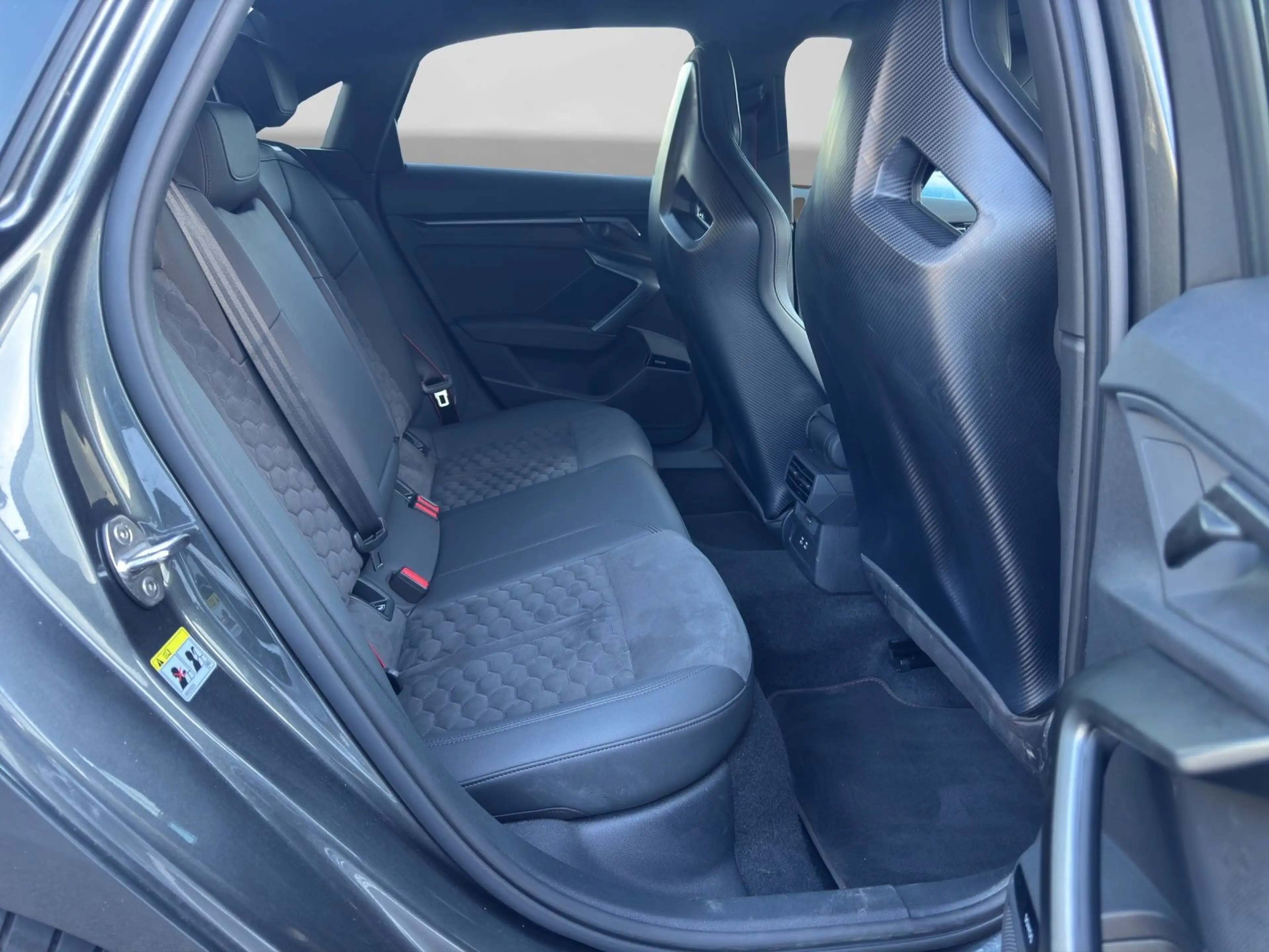 Audi RS3 RS3 LIMO TFSI Q RS-SCHALENSITZE 280kmH PANO — photo 6