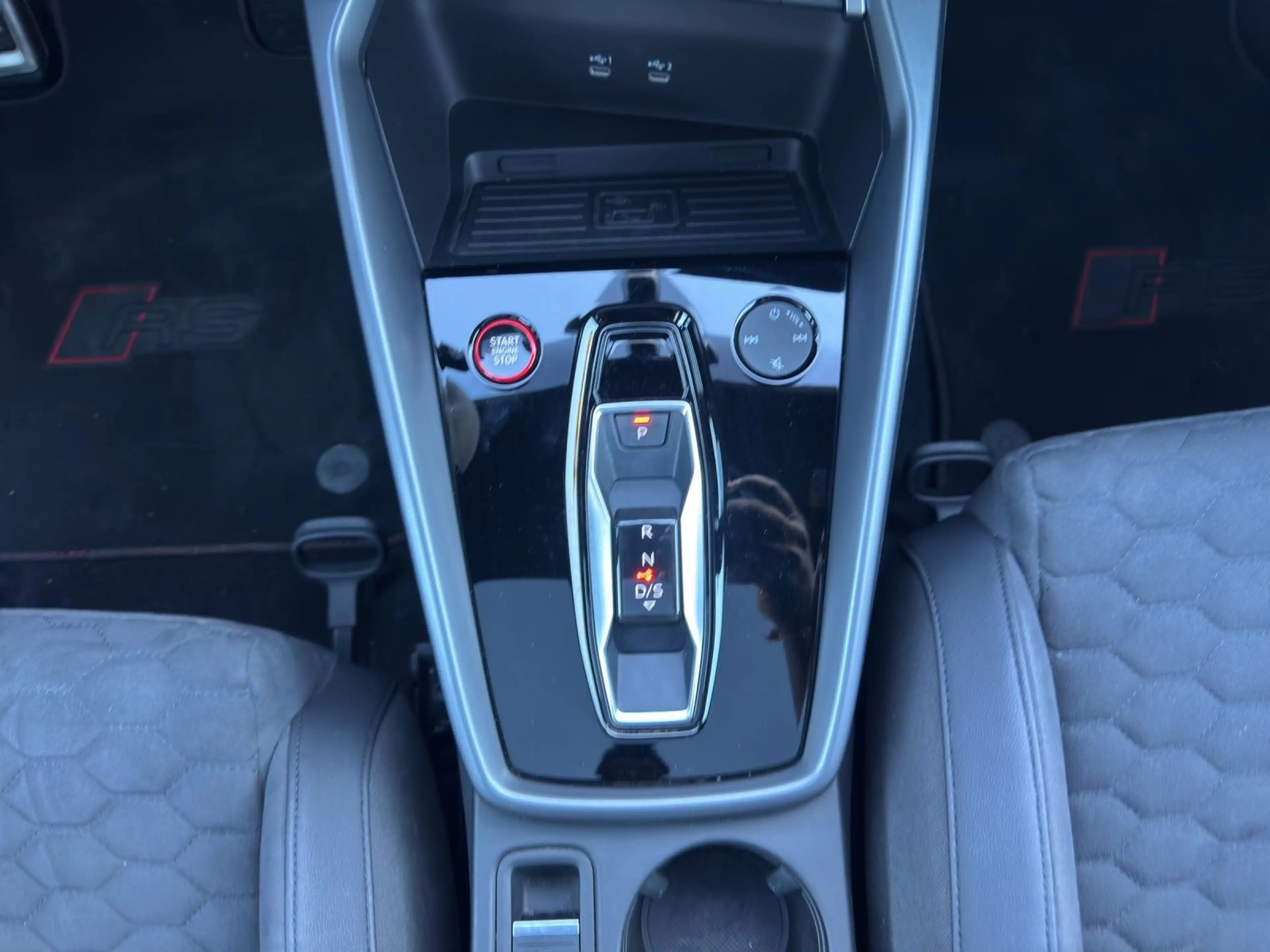 Audi RS3 RS3 LIMO TFSI Q RS-SCHALENSITZE 280kmH PANO — photo 11