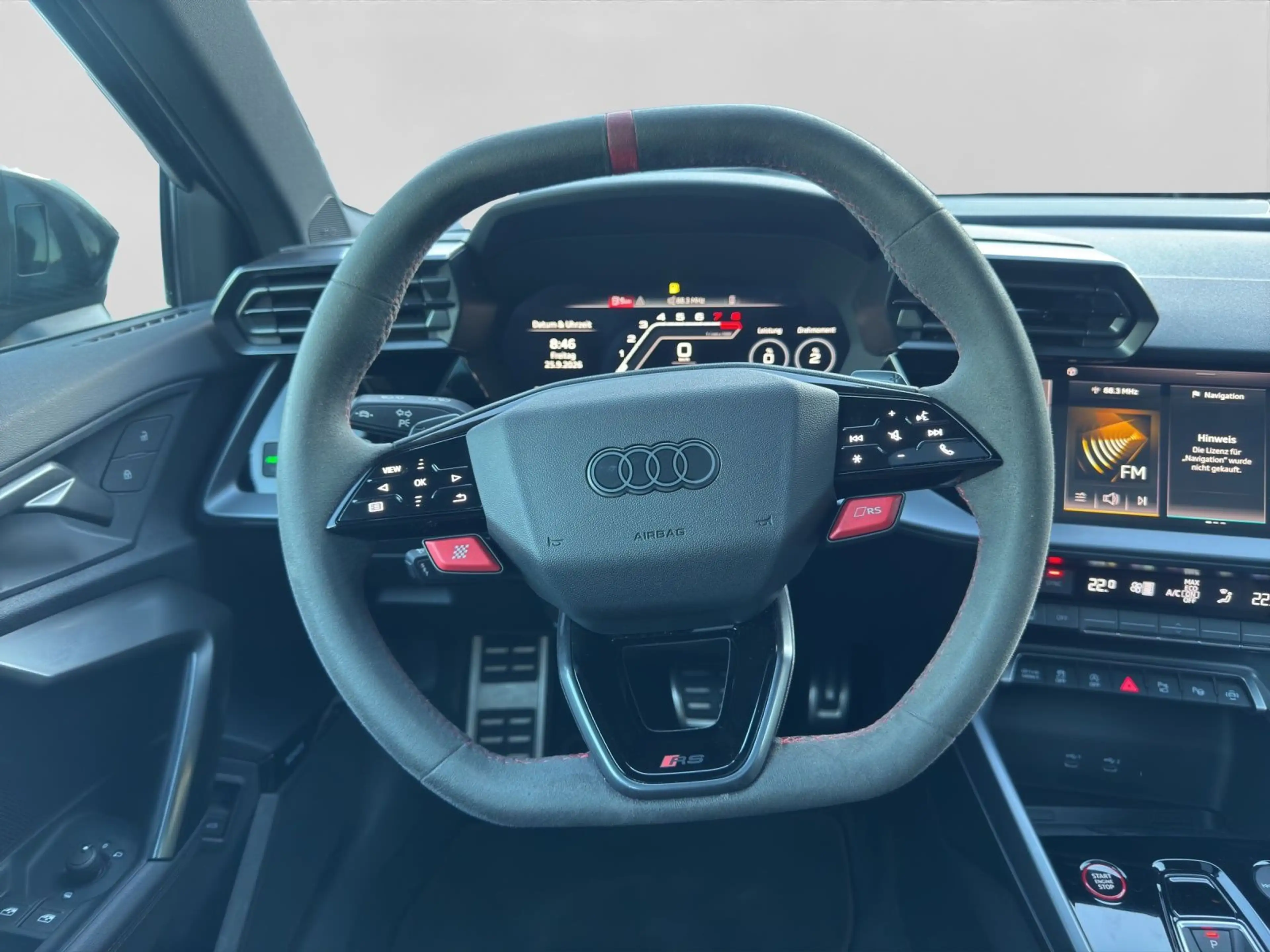 Audi RS3 RS3 LIMO TFSI Q RS-SCHALENSITZE 280kmH PANO — photo 9