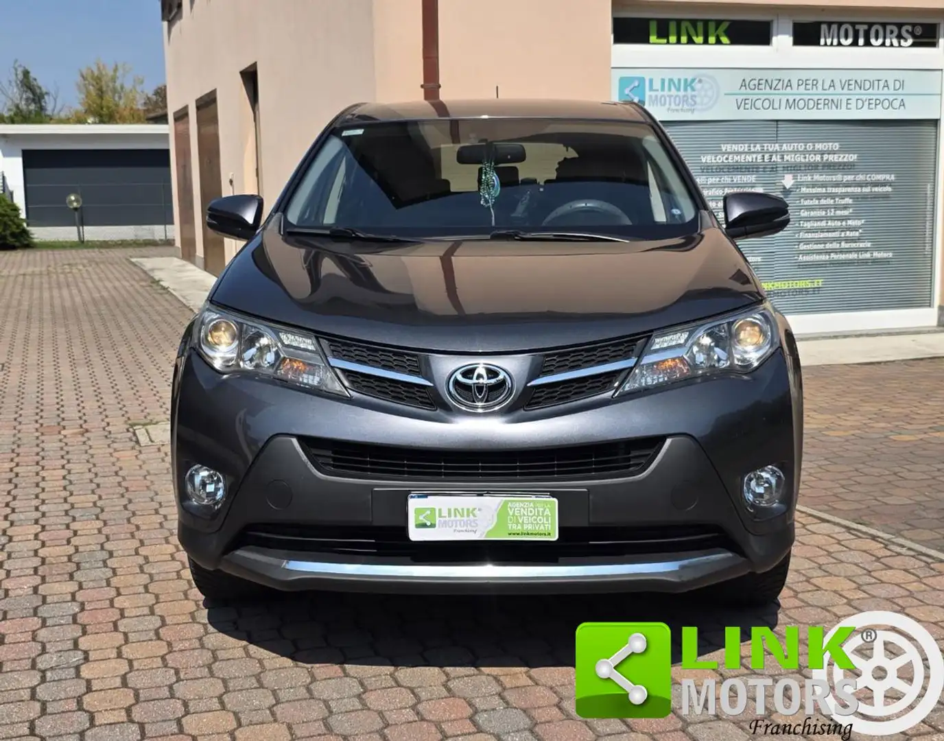 Toyota RAV 4 2.0 D-4D 2WD Lounge Grigio - 2