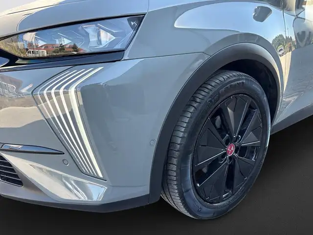 DS Automobiles DS 7 view 11