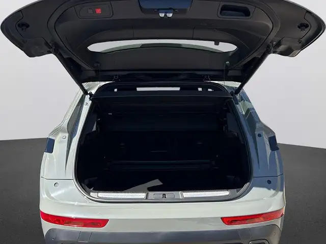DS Automobiles DS 7 view 9