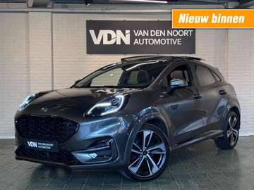 1.0 EcoBoost Hybrid ST-Line X Aut 155pk Pano B/O W