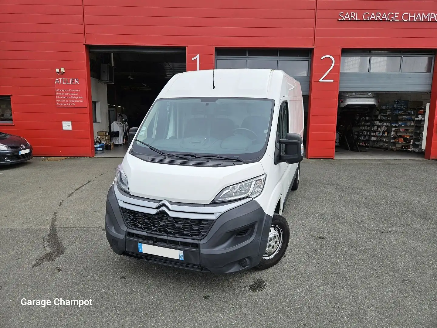 Citroen Jumper 35 L2H2 2.0 BLUEHDI 130 S\u0026S BUSINESS Blanc - 1