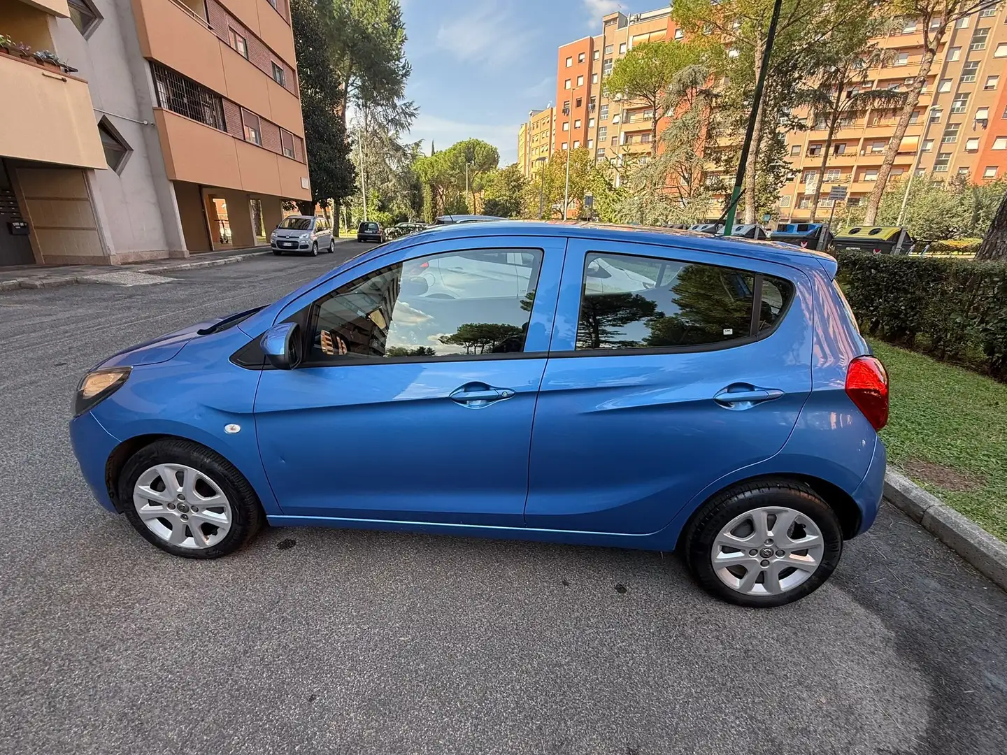 Opel Karl Karl 1.0 N-Joy Gpl 73cv Blu/Azzurro - 2